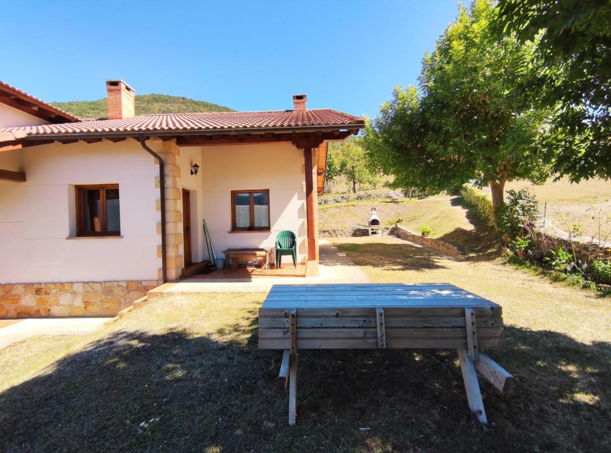 La Huertona Villa Pesaguero-La Parte Eksteriør bilde